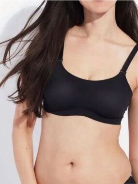 Knix Evolution Wireless Bra Size 2 Reversible